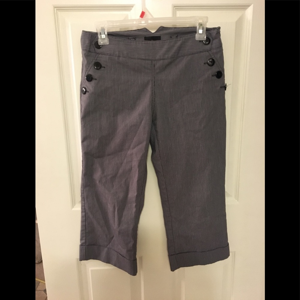 Cute Sailor style striped capris pants size 5